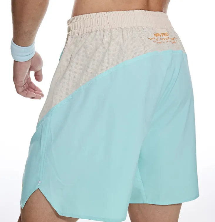 Men's loose-fit Hipp-style workout shorts for weightlifting with elastic lace-up waist