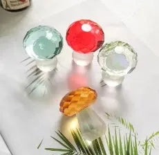 Colourful crystal mushroom decorative ornament in modern simple style, 40mm by 53mm.
