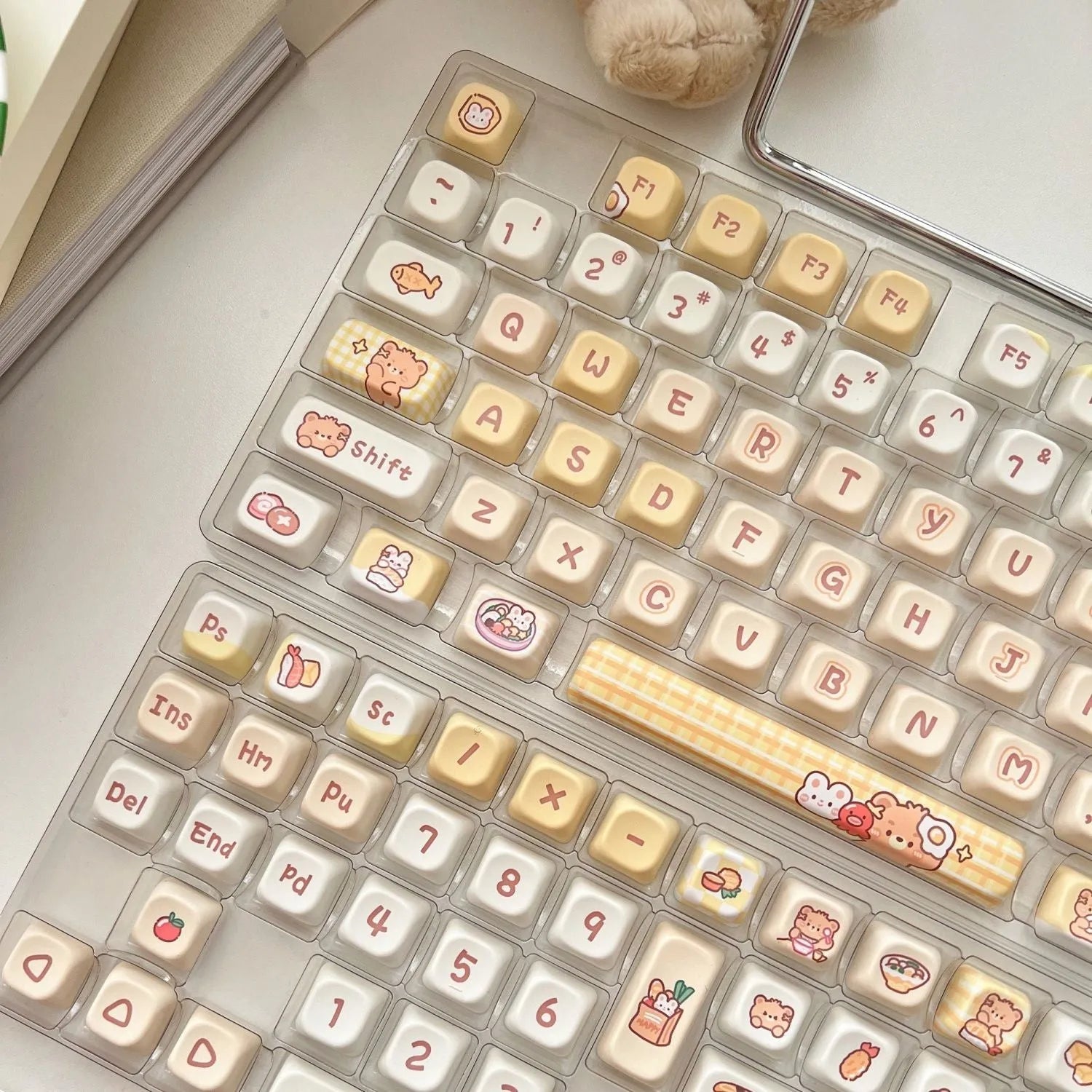 Rabbit Bear Restaurant themed PBT plastic keycap set with 140 pieces in EOA height profile for mechanical keyboards.