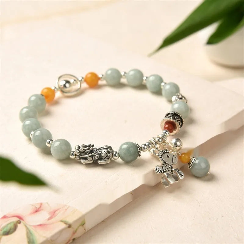 Natural emerald vintage bracelet with Grade A jade stones and alloy components in retro style