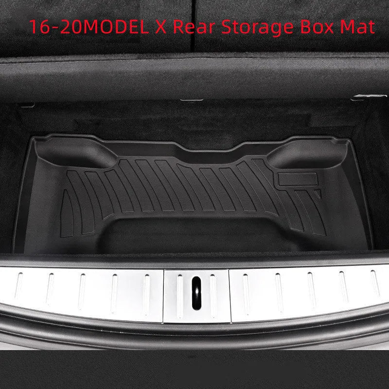 Rubber car floor mat for Tesla vehicles with TPE footrest section