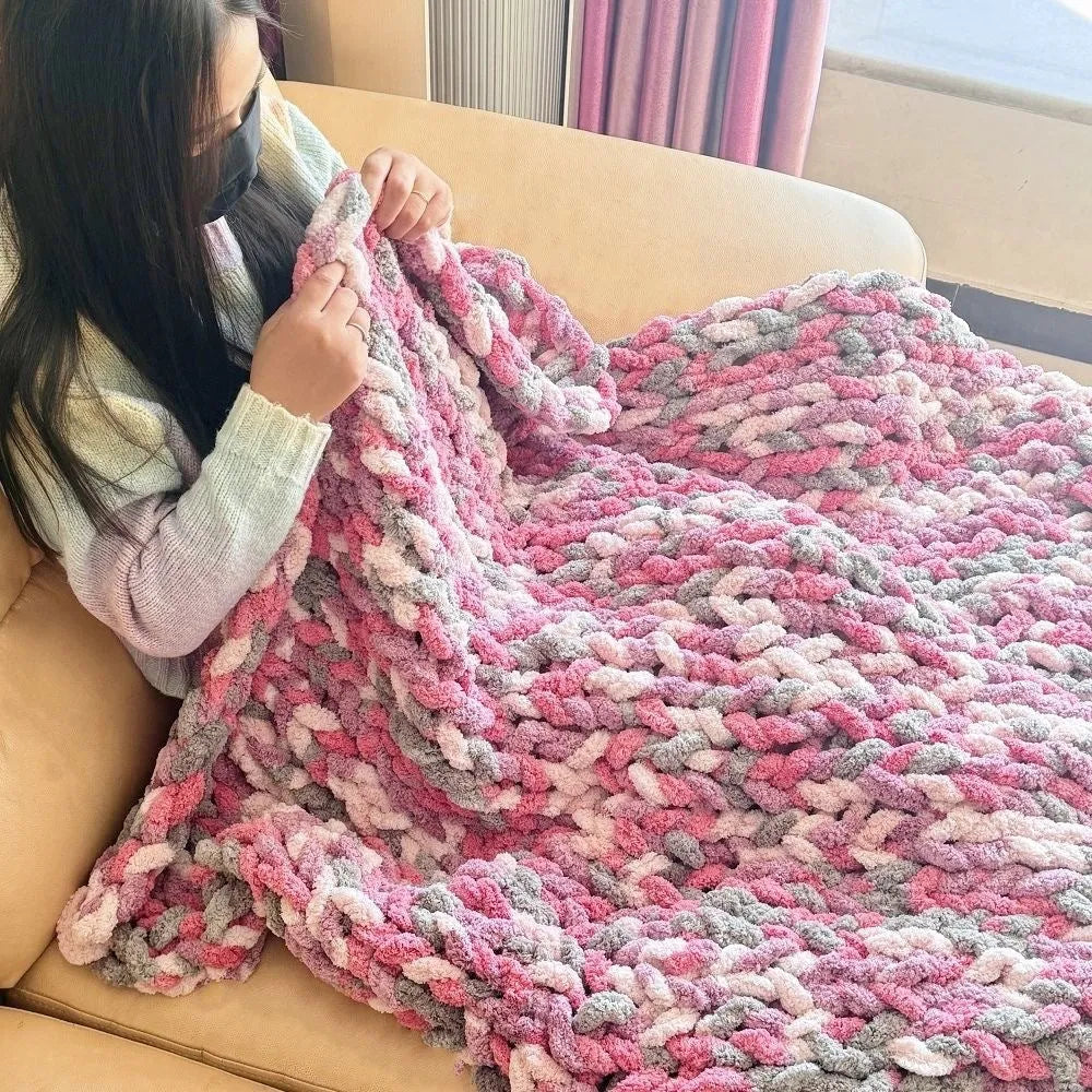 Coarse yarn chenille knitted braided gravity blanket in modern simple style