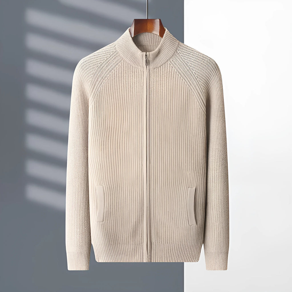 Men's half turtleneck zipper cardigan in solid colour with long sleeves and standard wool yarn construction