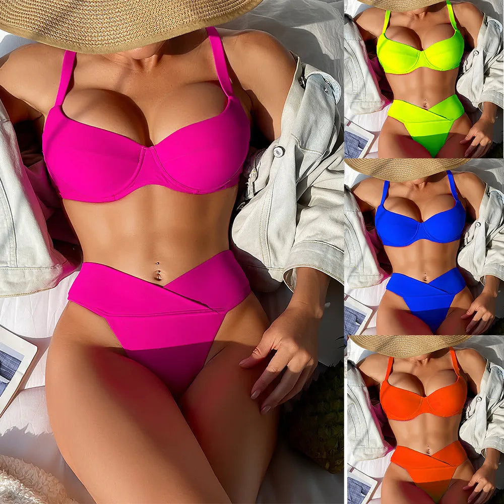 Solid colour bikini swimsuit with briefs style and polyester lining in fluorescent colours