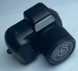 Black Y3000 HD outdoor sports camera with display screen shown next to memory card options
