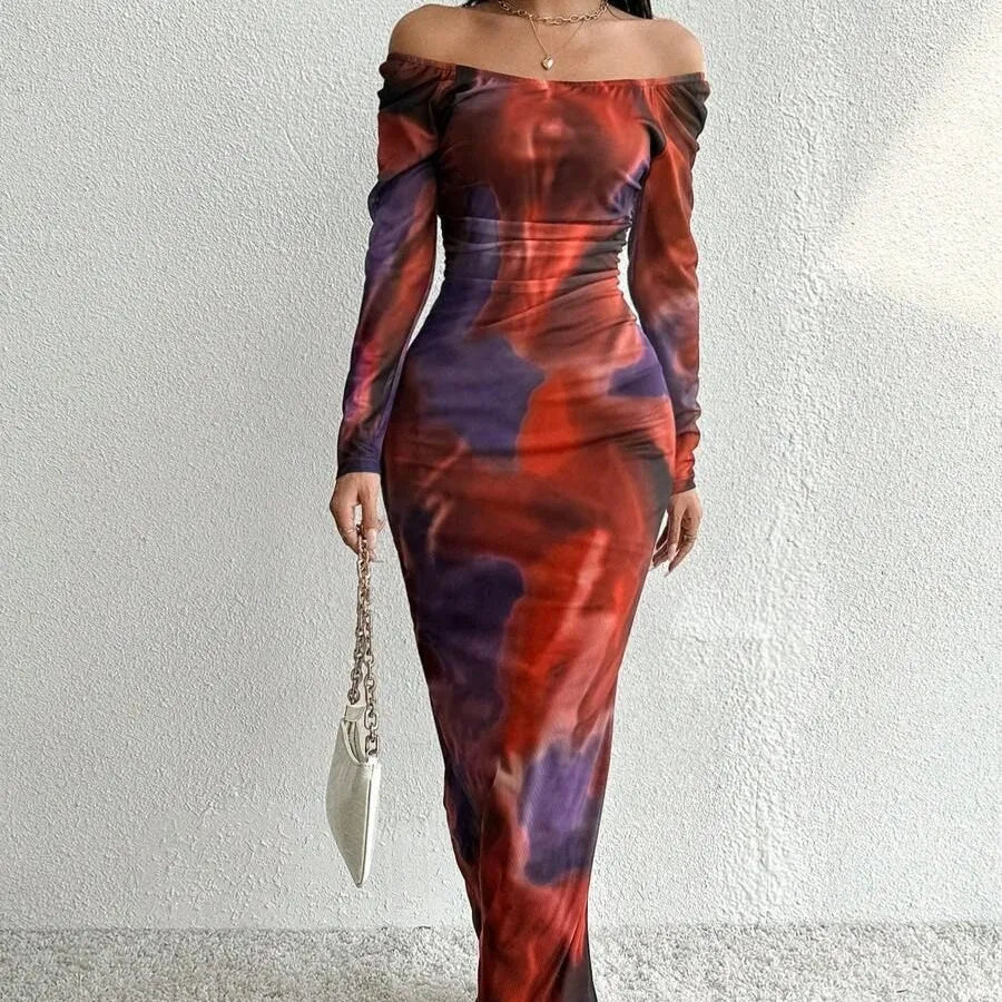 Printed pleated fishtail dress in mesh fabric with square collar and split design