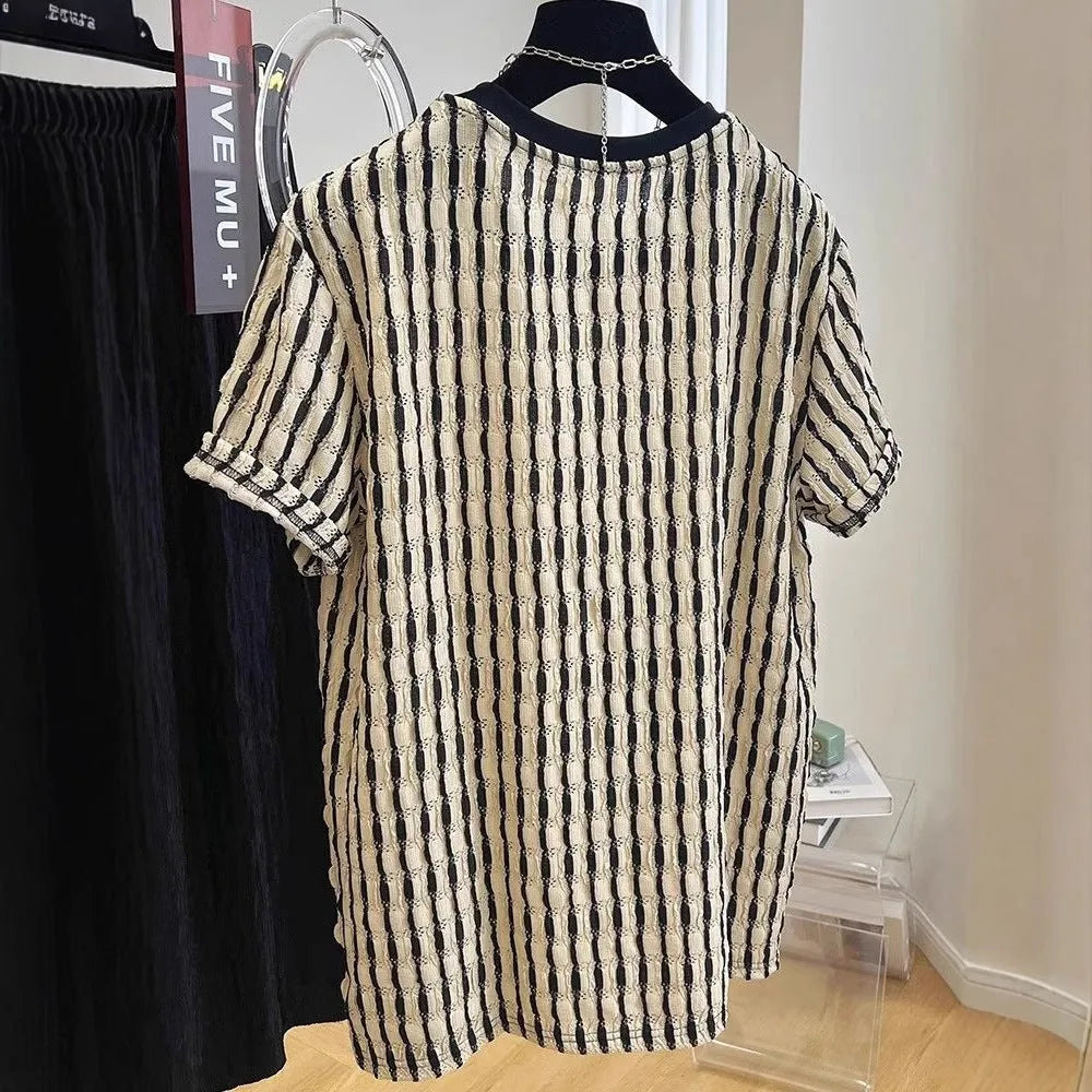 Black striped short sleeve men's shirt with loose fit and linen-silk fabric