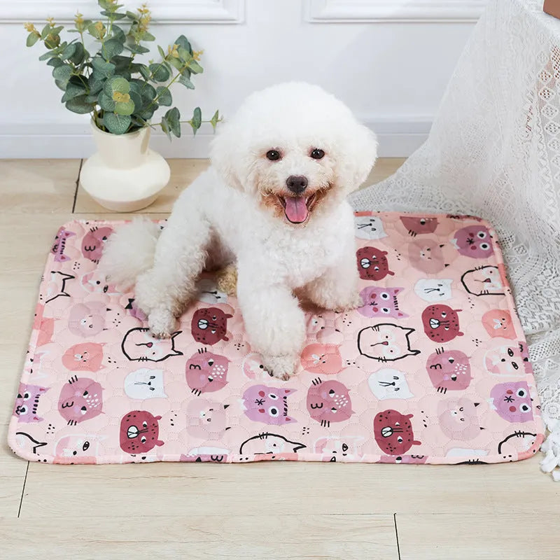 Reusable washable pet urine pad with animal pattern and waterproof backing