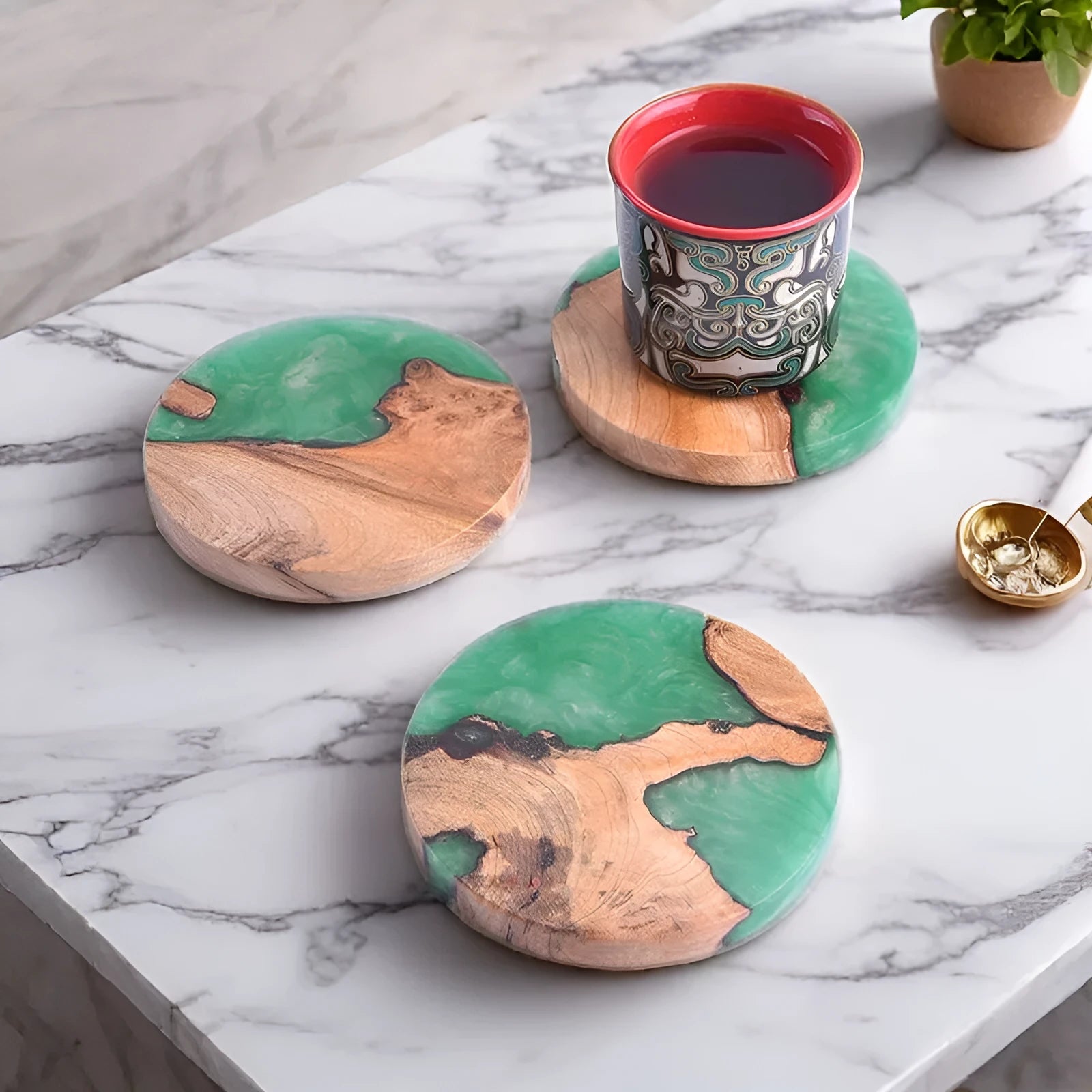Nordic style wooden coasters in round and irregular shapes measuring 9.8cm