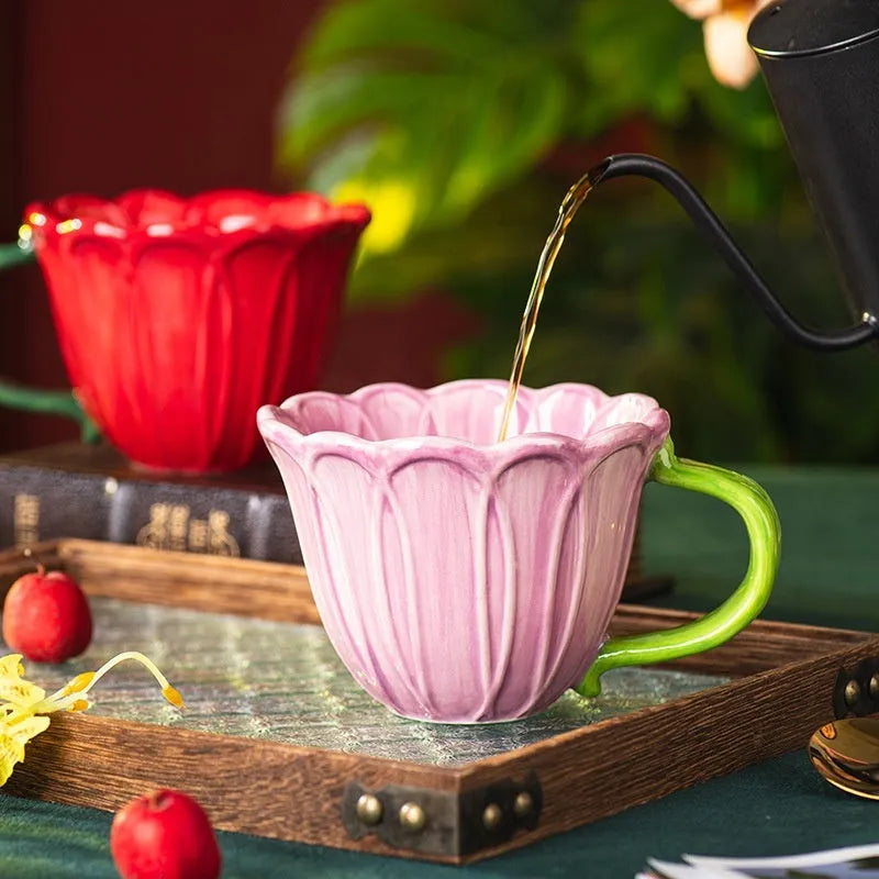 Ceramic breakfast cup with flower pattern, 500ml capacity, pastoral style in red or purple