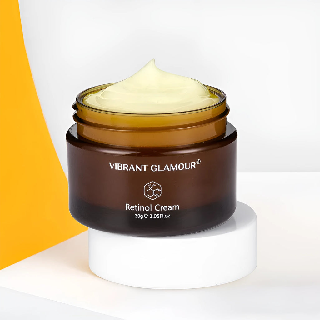 30ml retinol facial serum bottle for reducing fine lines and moisturising skin