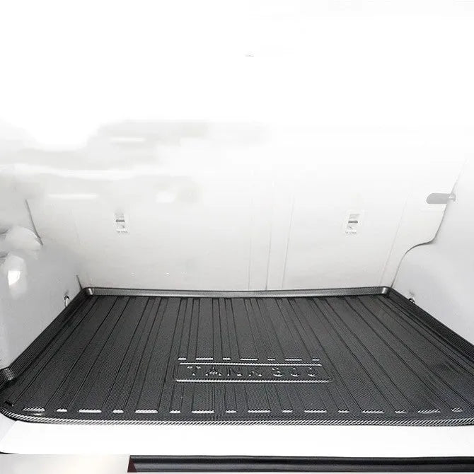 Black carbon fibre pattern TPE trunk pad for car boot protection