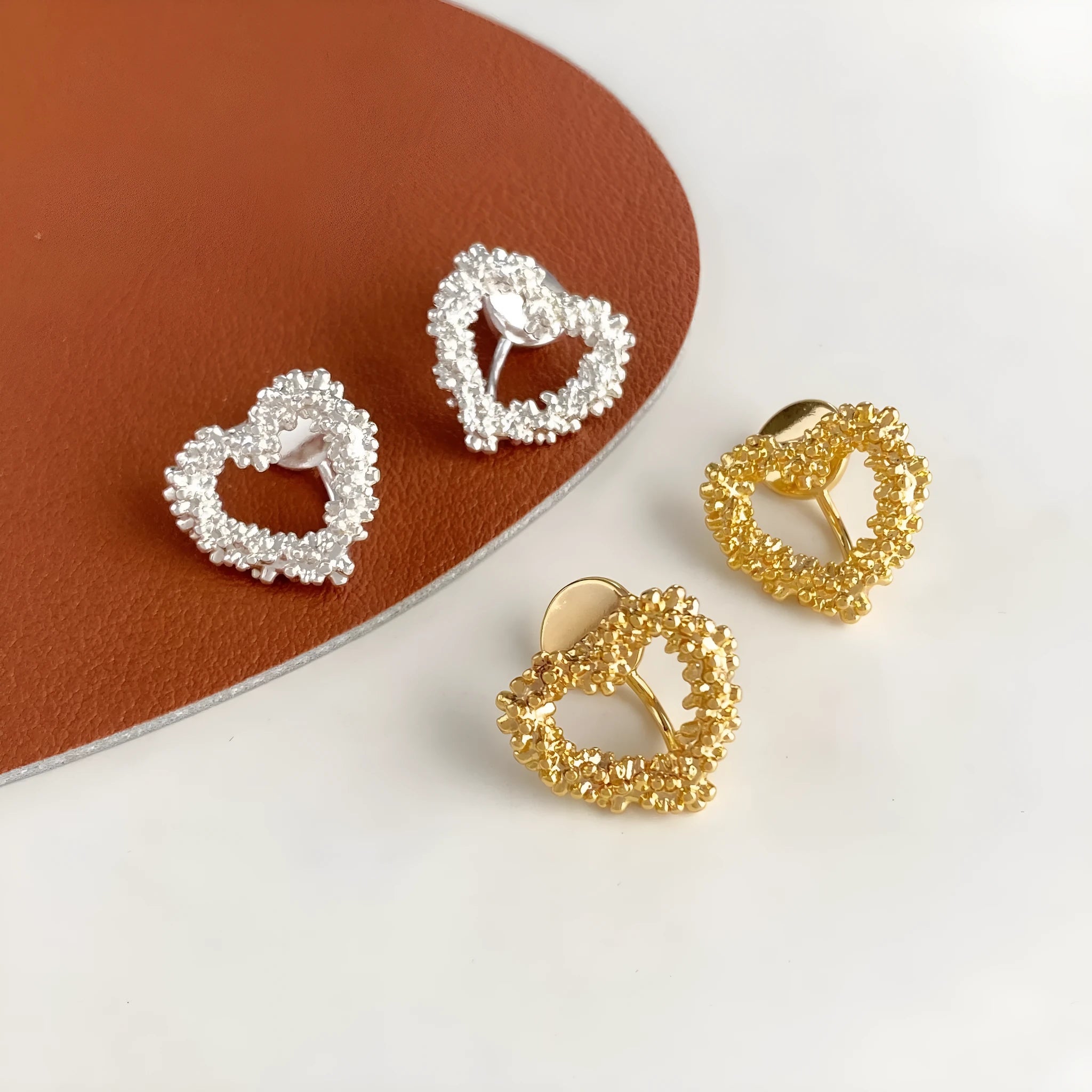 Copper heart-shaped minimalist hollow-out earrings with electroplated finish, women's jewellery
