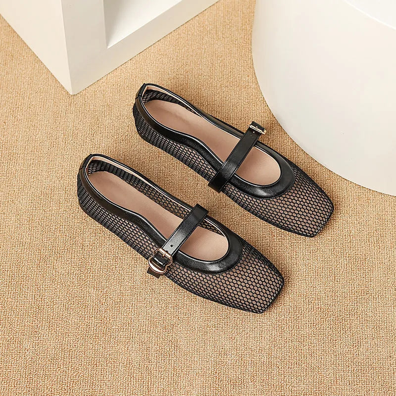 Women's low-heel mesh hiking pump in beige with buckle closure and square toe