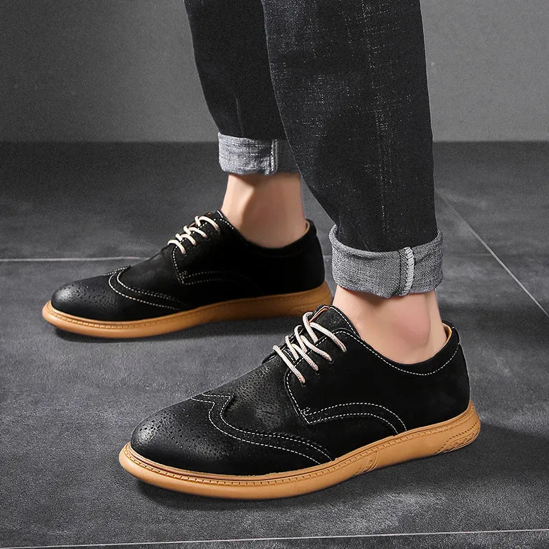 Men's black genuine leather lace-up business shoes with a low top and rubber sole.