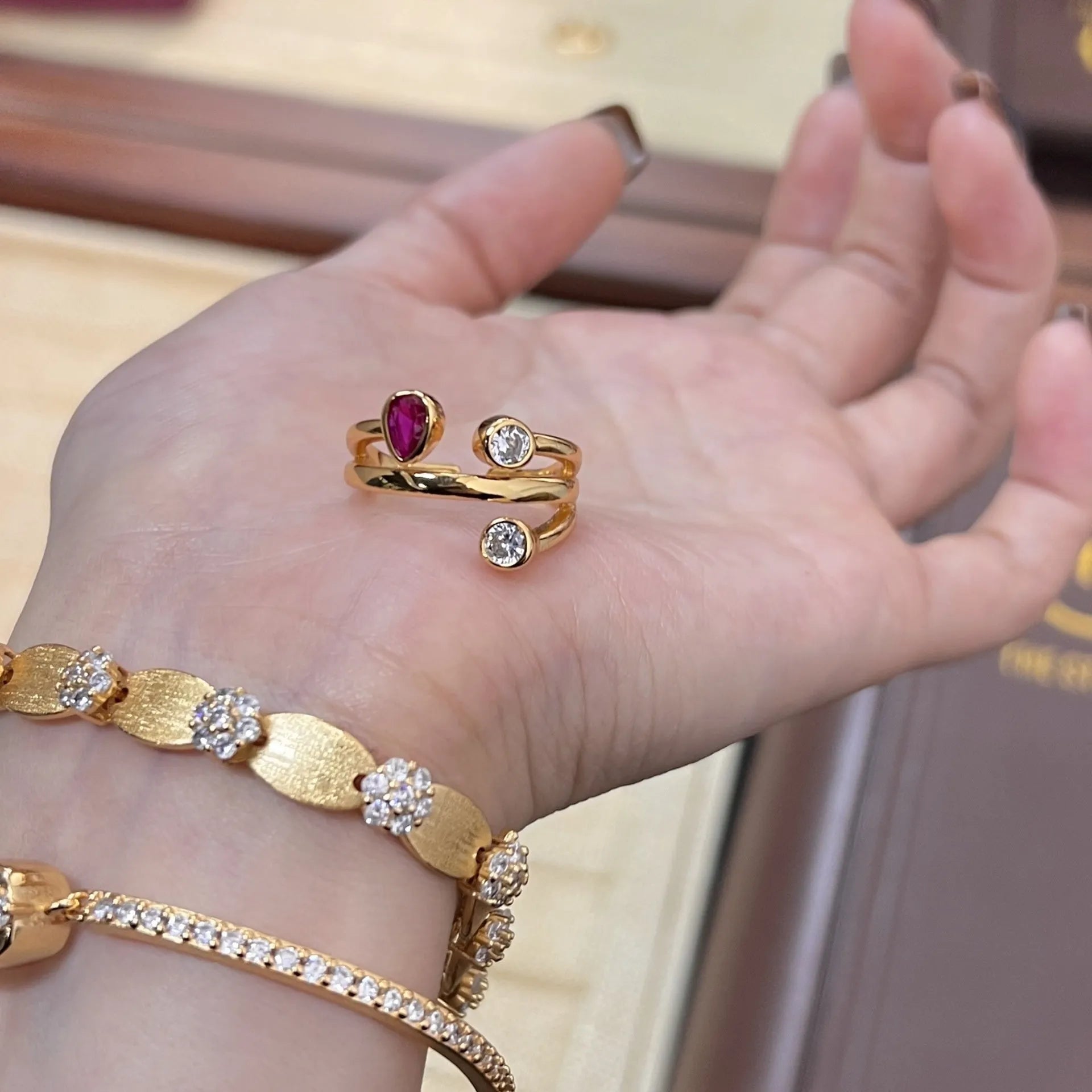 Copper double-headed diamond ring with irregular cross design in two-tone colours