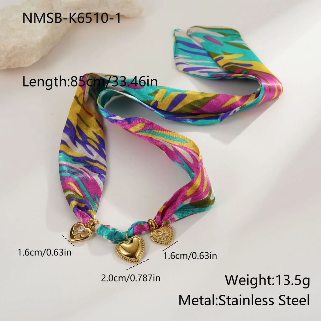 Geometric pendant necklace and bracelet set with gold plating on adjustable 41-50cm chain