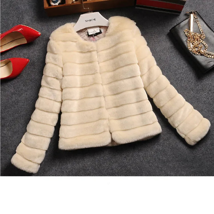 Women's short faux fur top in street fashion style with regular sleeves