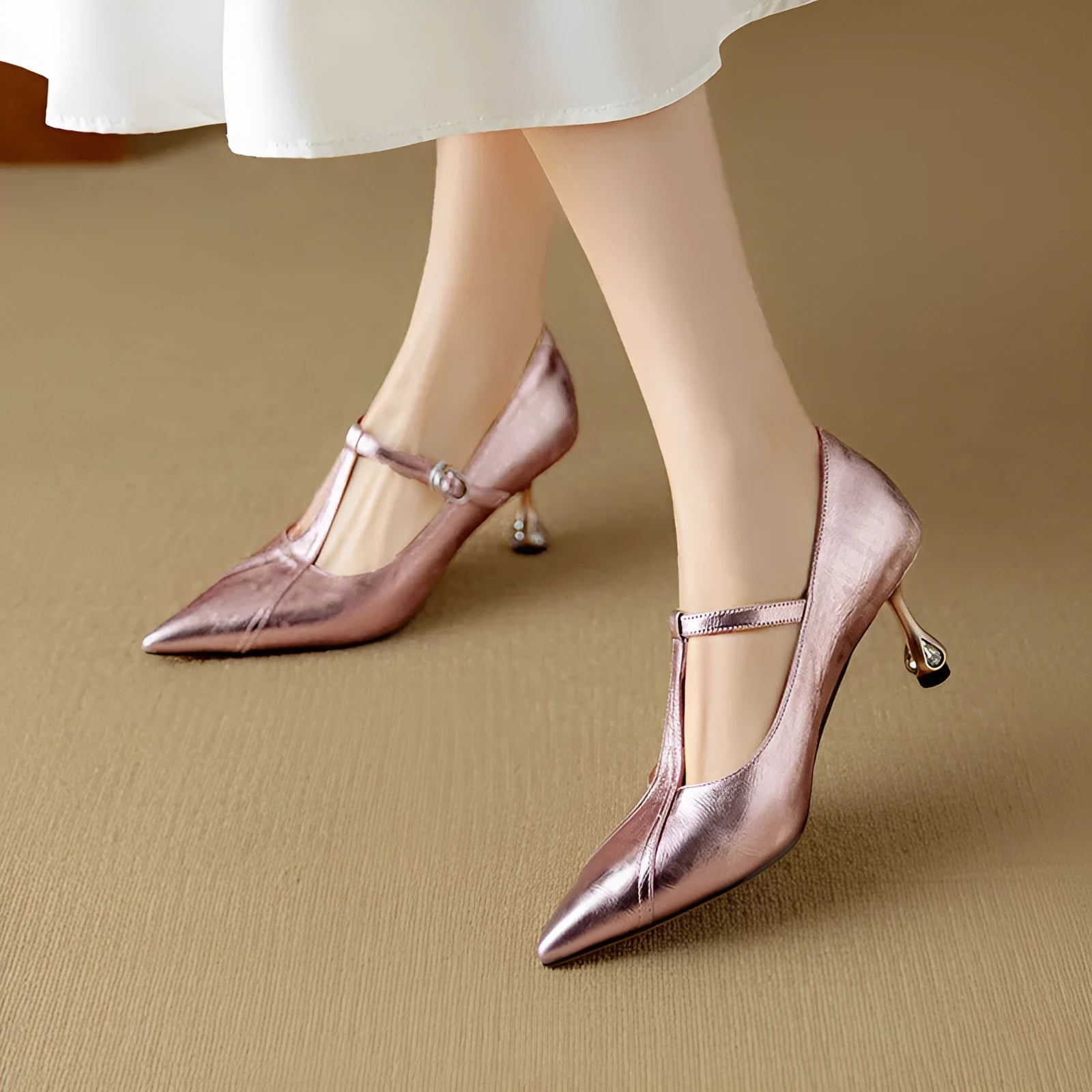 Genuine leather Mary Jane pumps with chunky heel in gun colour and pink options