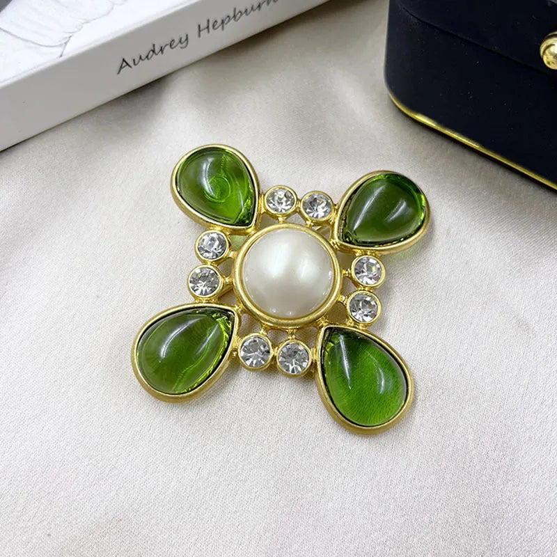 Medieval baroque cross crystal brooch in zinc alloy with retro design