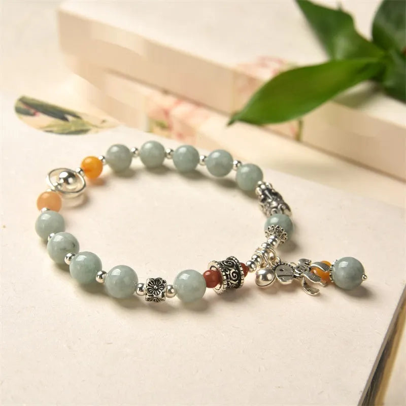 Natural emerald vintage bracelet with Grade A jade stones and alloy components in retro style