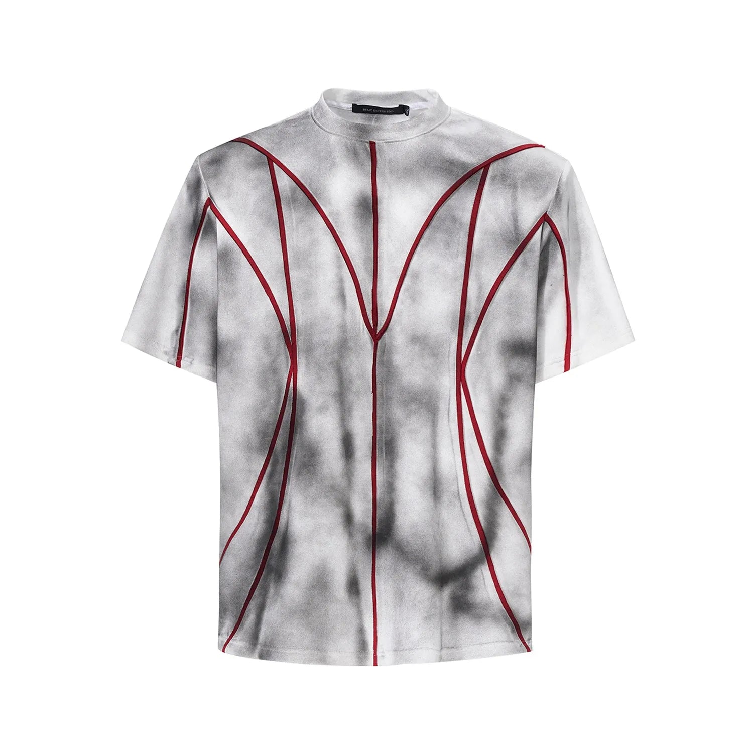 Short sleeve T-shirt with padded shoulders and three-dimensional patchwork design