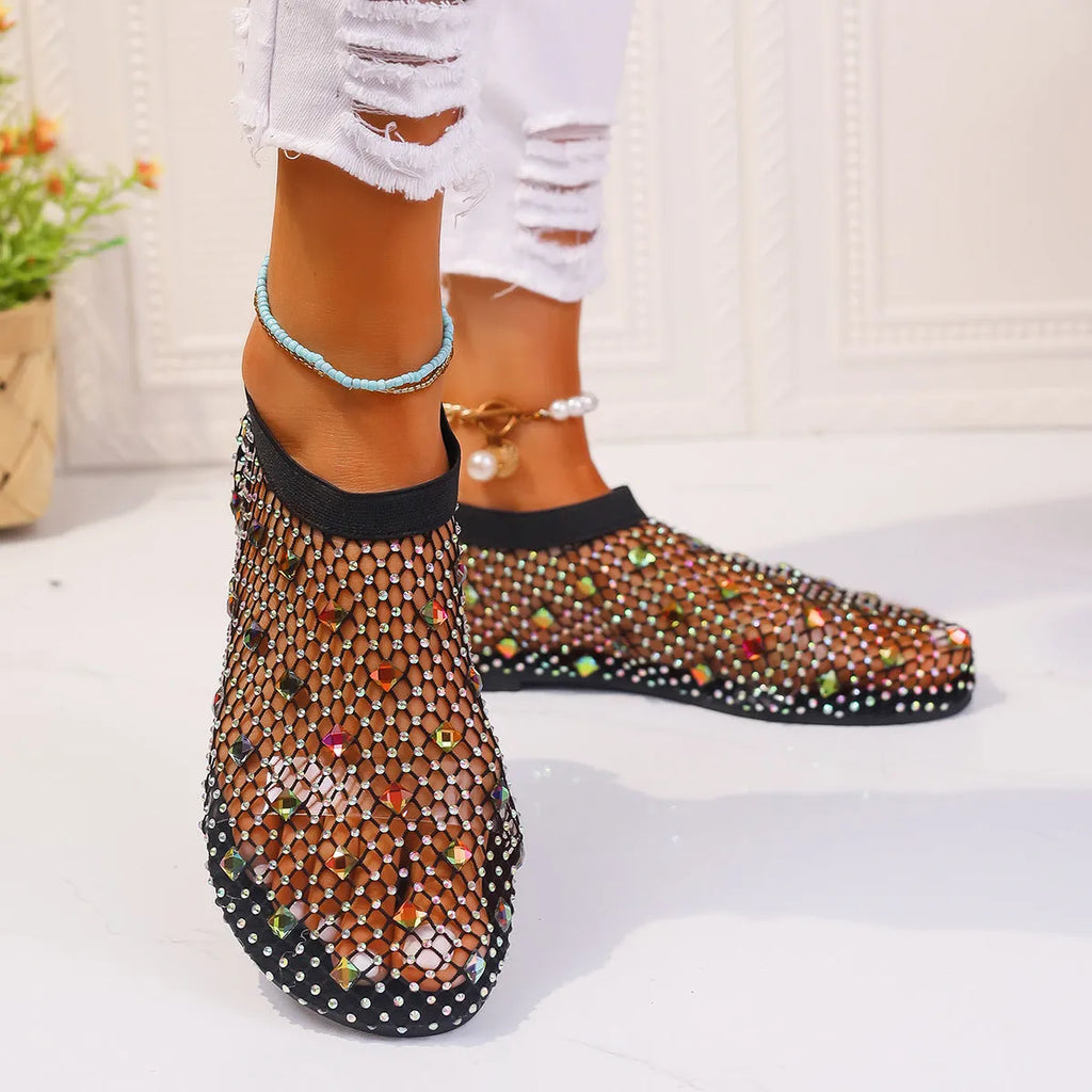 Women's flat sandals with mesh upper and colourful rhinestone design, round toe summer beach shoes