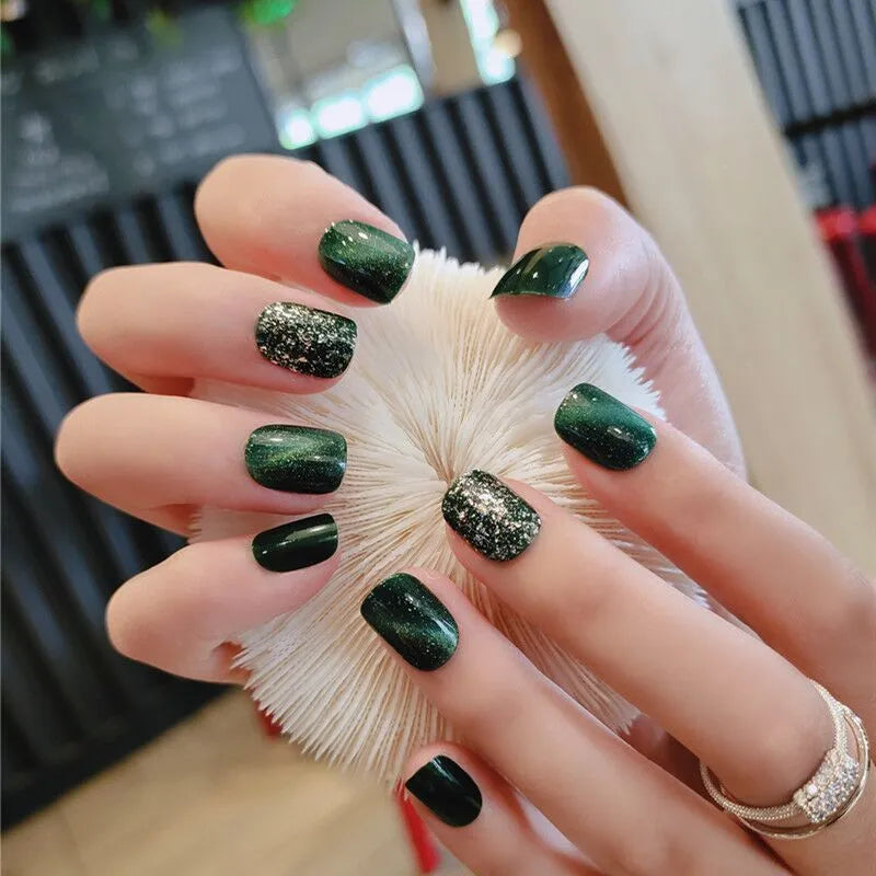 Emerald green plastic fake nail patches with flashing diamond finish 24 pieces