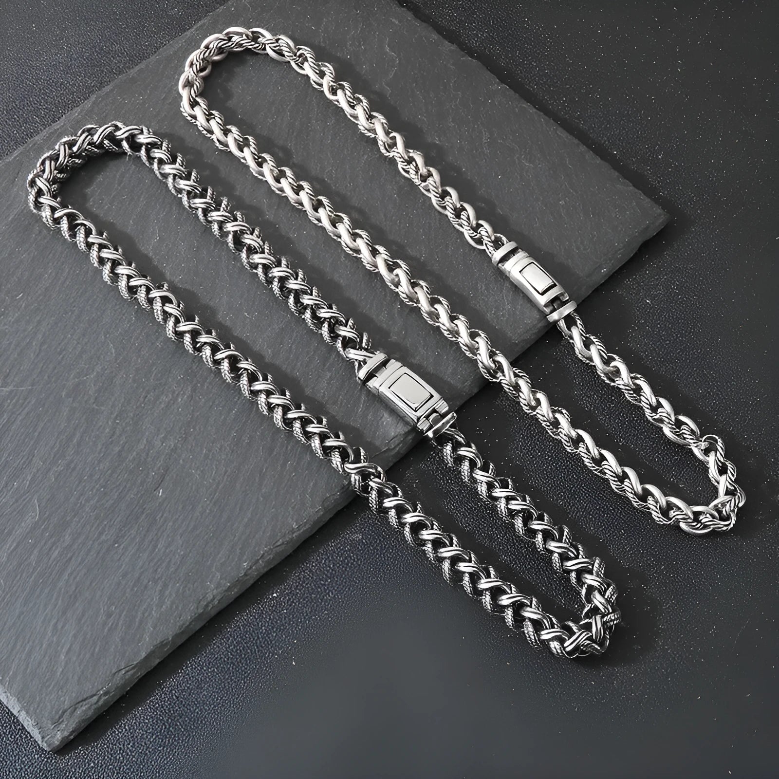Men's titanium steel keel chain necklace with geometric pendant in antique silver finish