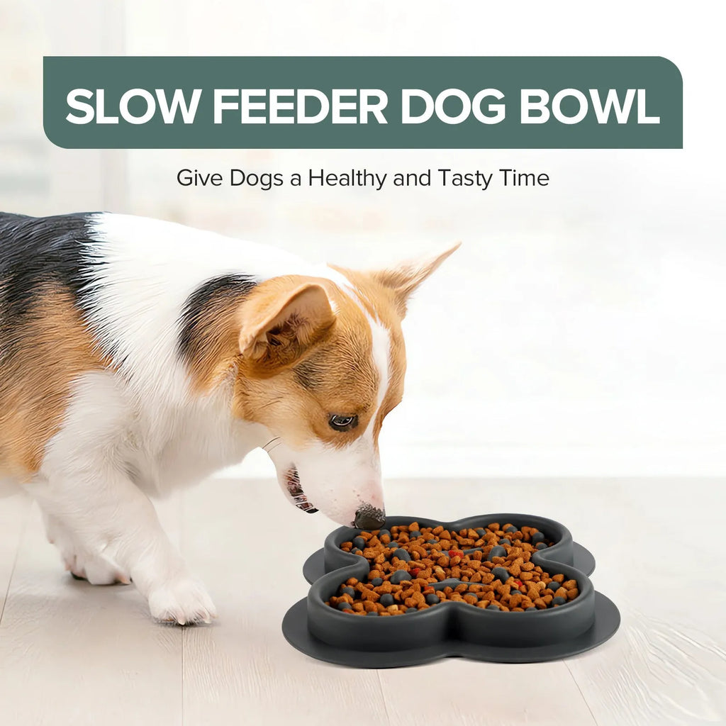 Silicone pet slow feeder licking pad mat in green, measuring 19cm by 21cm