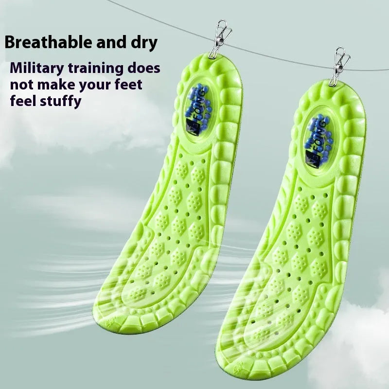 Green PU air cushion sports insoles with argy wormwood, shown with size markers.