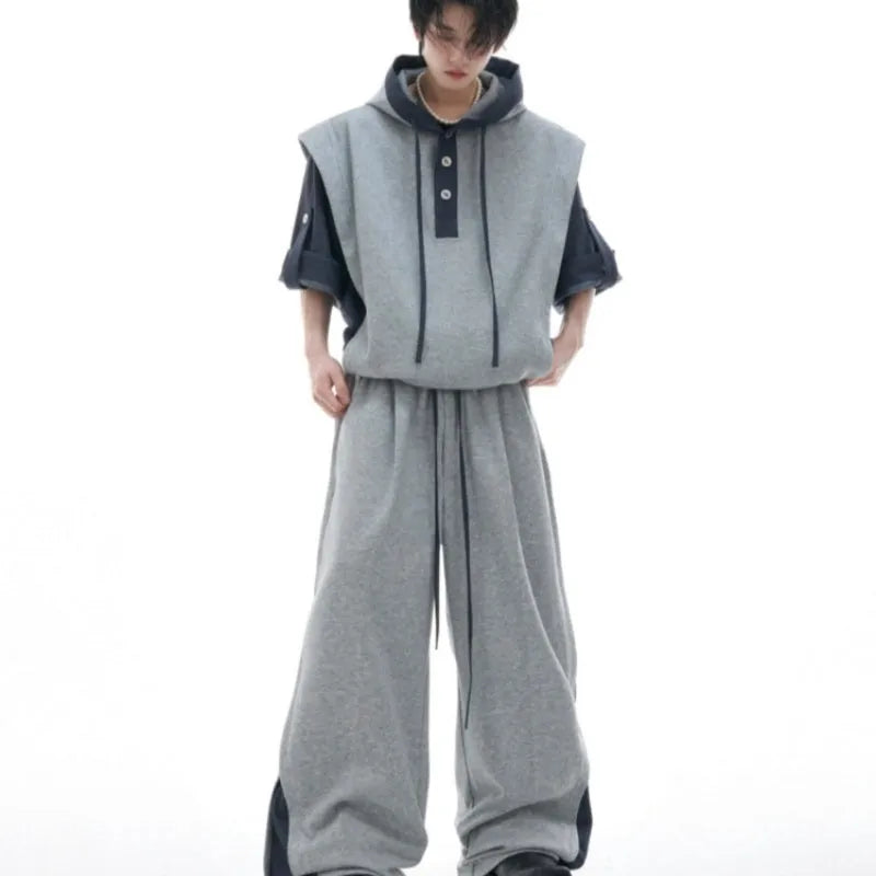 Men's black hooded short sleeve sportswear set with three-dimensional stitching on jacket and trousers