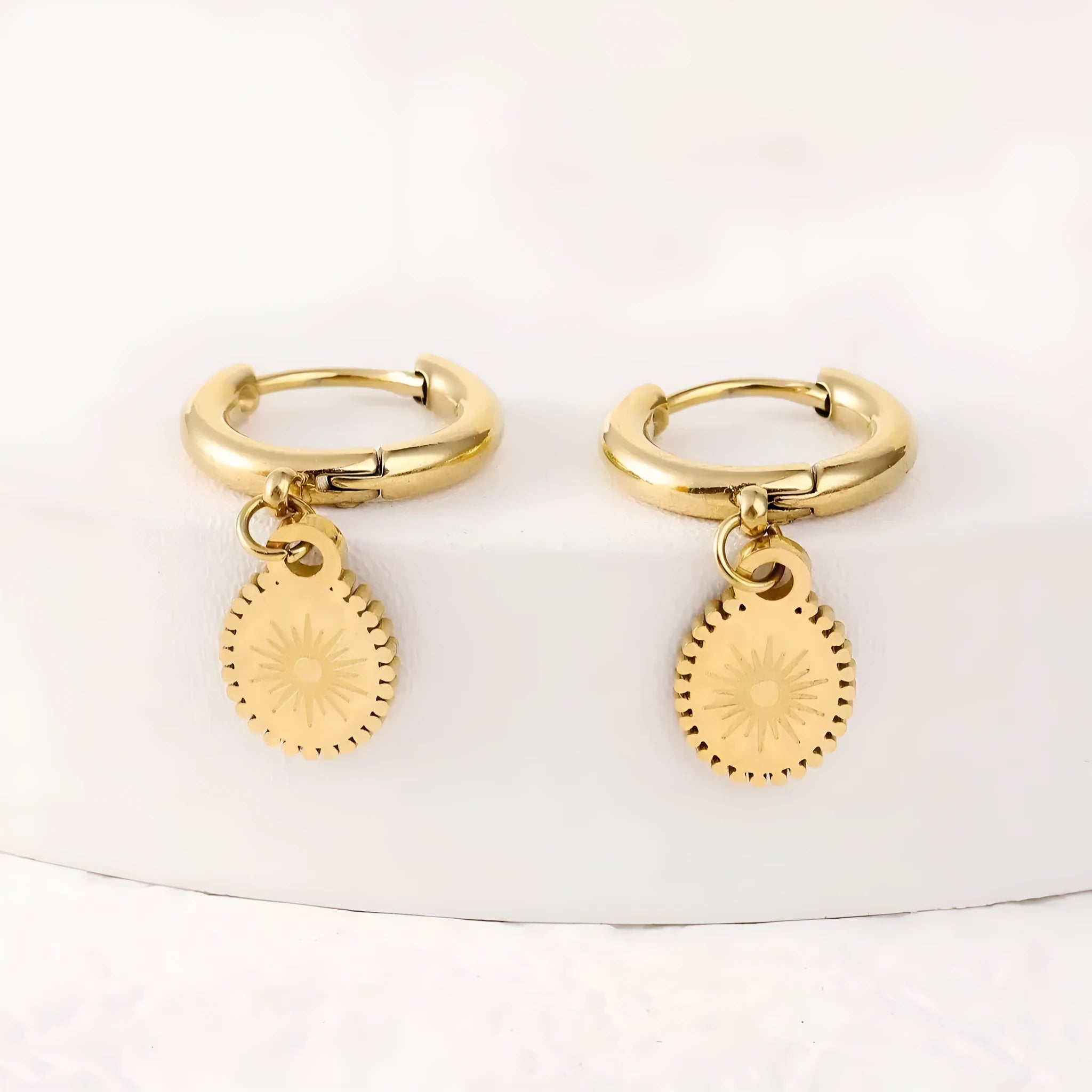 Stainless steel geometric ellipse earrings with ear button fastening in XY-EH005 colour