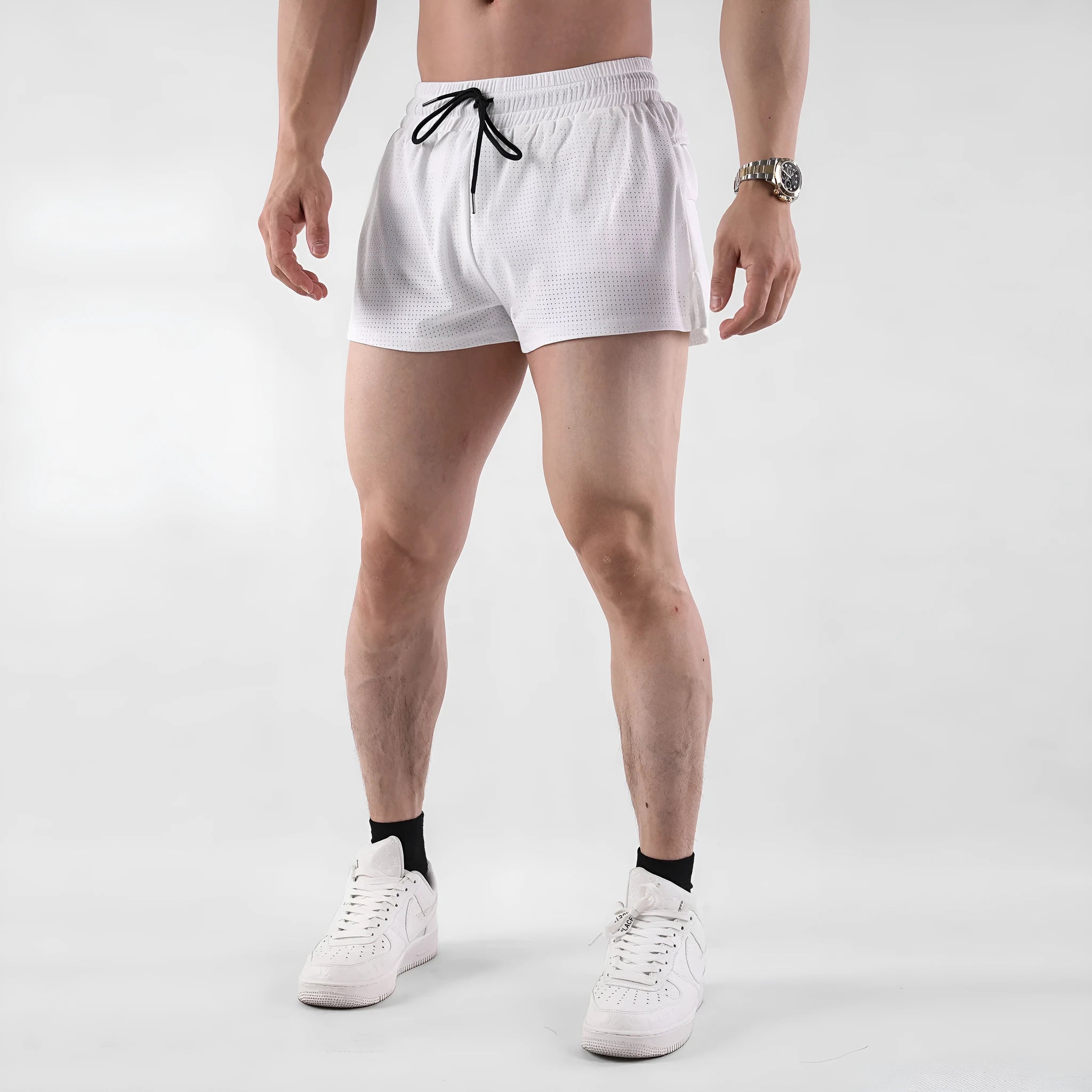 Men's quick-drying nylon summer shorts in mid waist sports leisure style in white and black