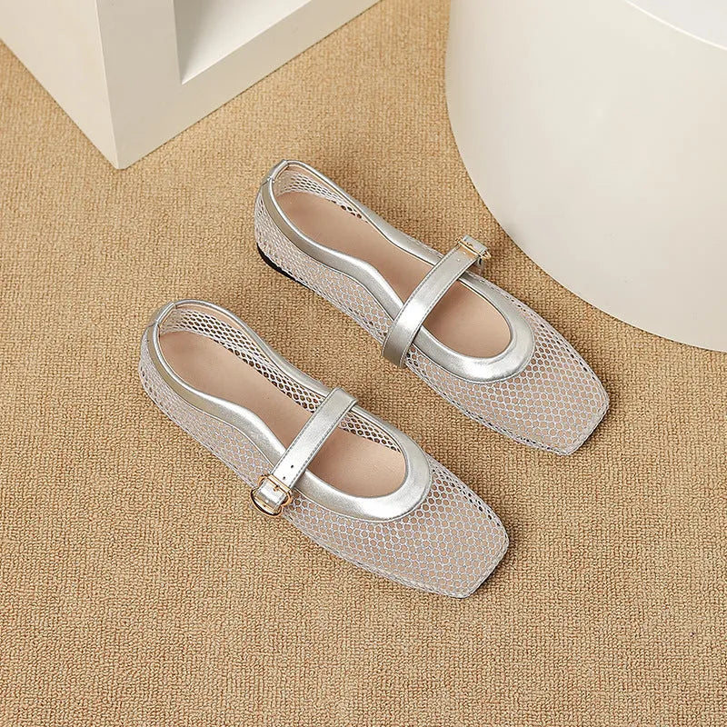 Women's low-heel mesh hiking pump in beige with buckle closure and square toe