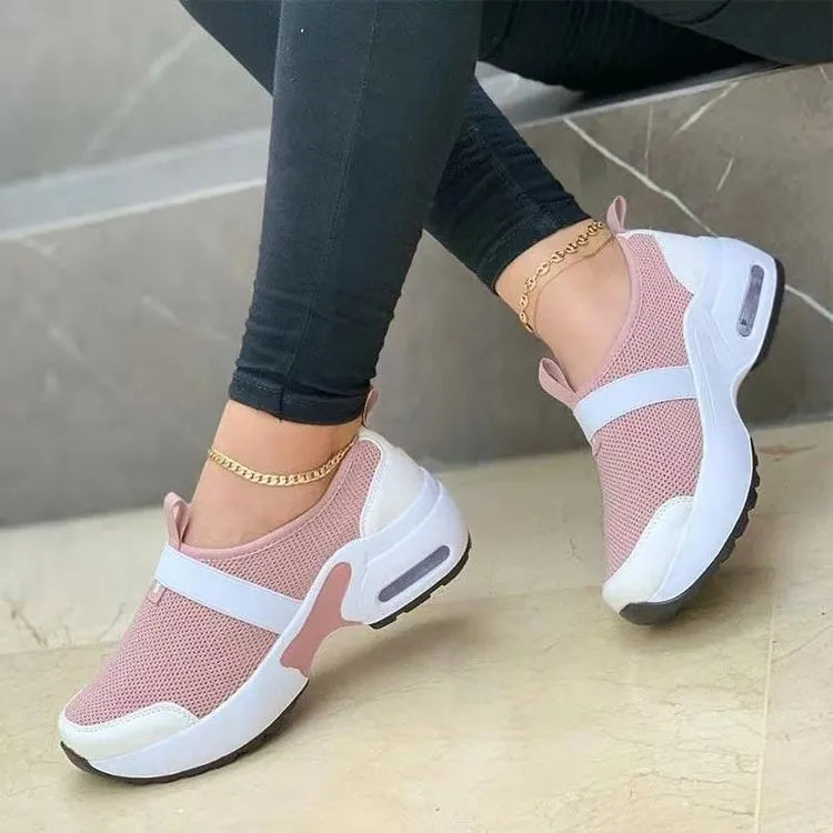 Women's mesh flat sneakers in multiple colours with non-slip rubber soles