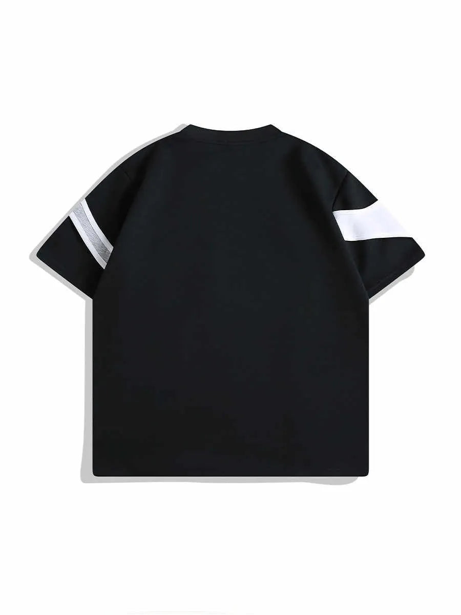 Men's loose fit black cotton T-shirt with short sleeves and round neck.