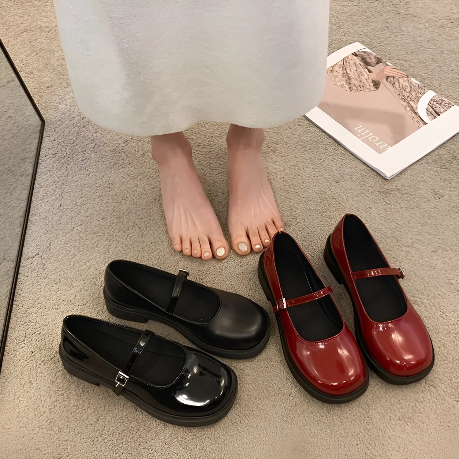 Women's solid colour French vintage PU leather shoes with round toe and flat heel