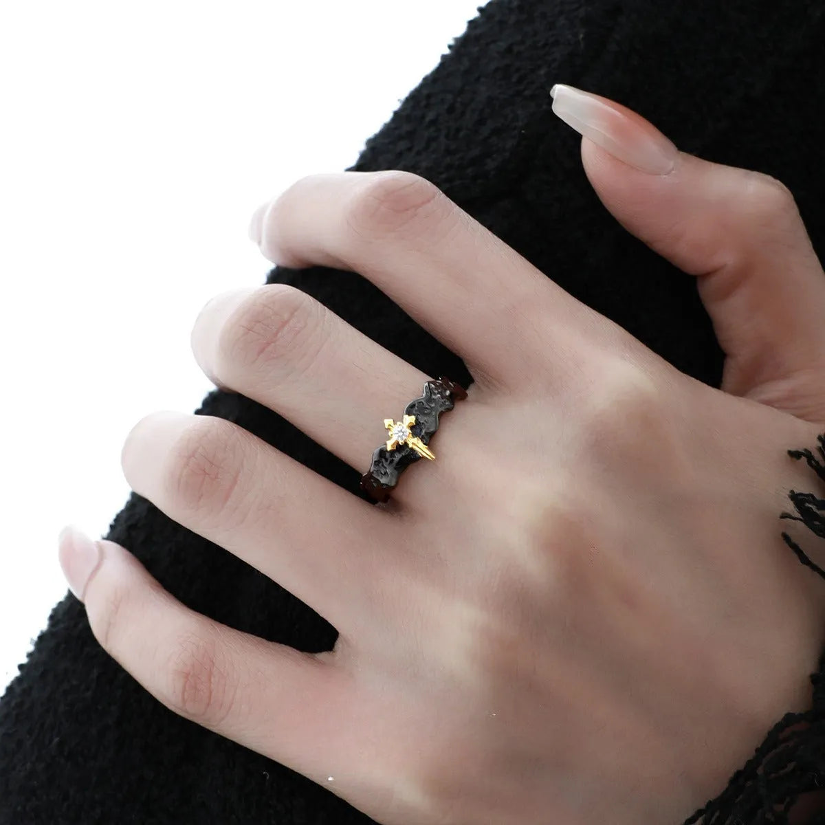 Adjustable silver couple ring with electroplated white gold or black gold finish and minority princess knight design