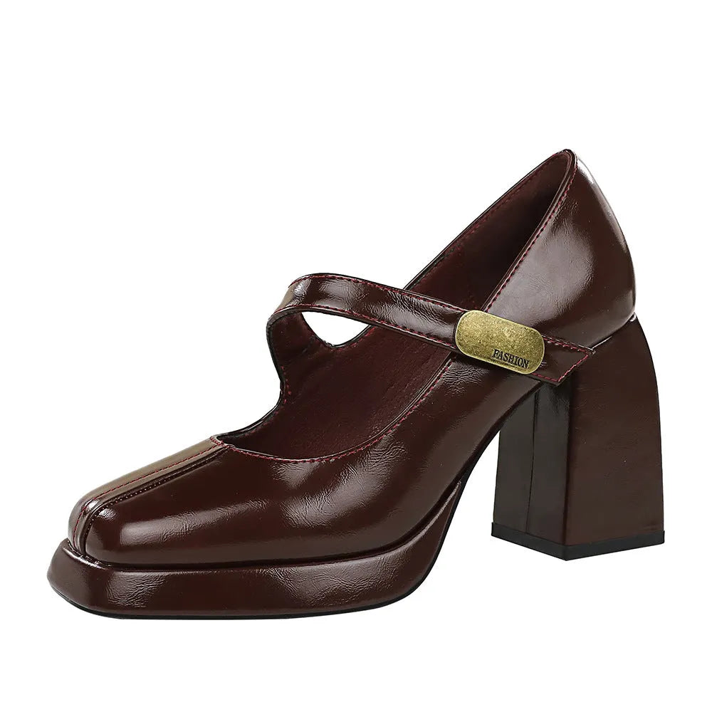 Retro platform high heel sandals with metal buckle strap in Ankela red