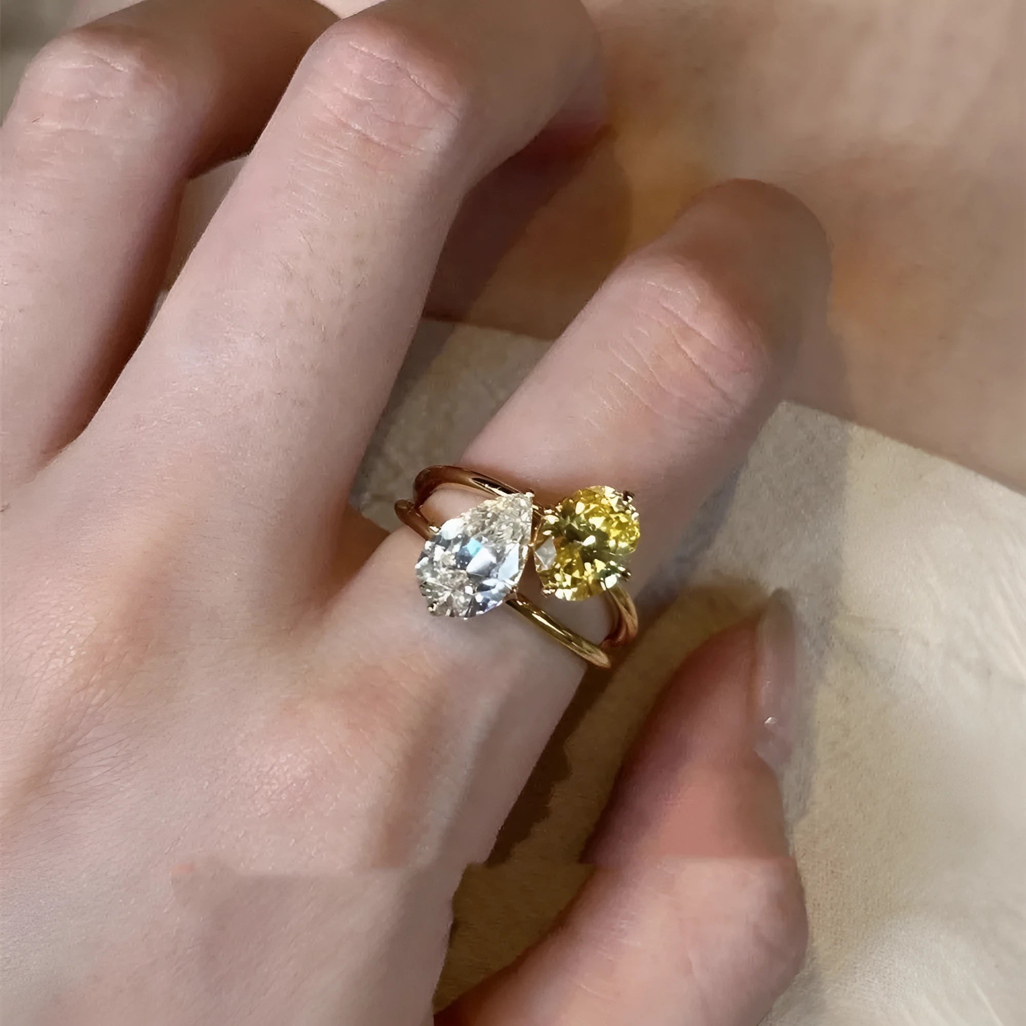 Copper geometric open ring with water drop double sheng stone contrast colour design for women