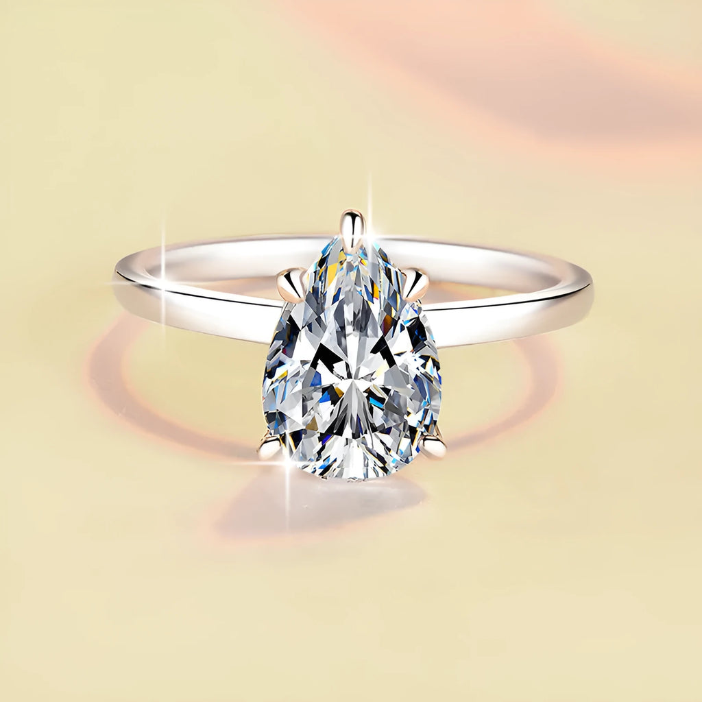 Pear-shaped moissanite ring silver water drop design casual style