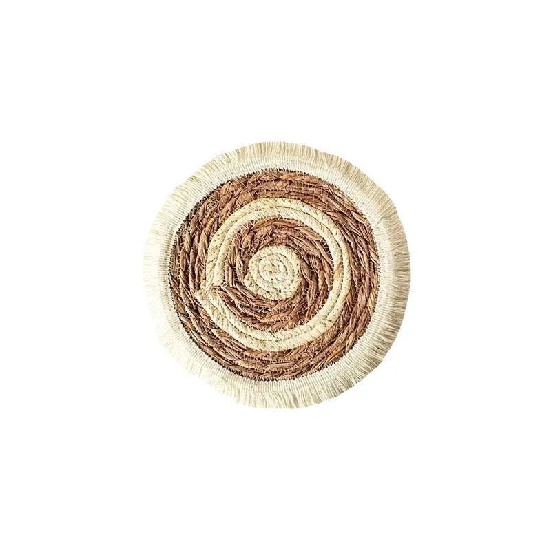 Round Japanese straw placemat with decorative tassels in natural papyrus material