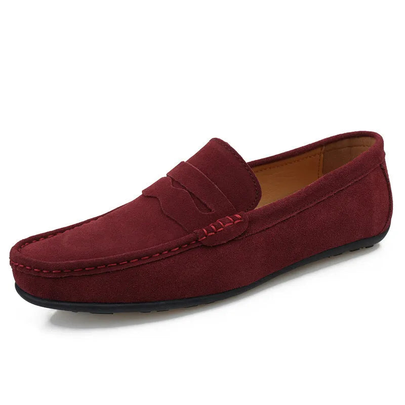 Men's suede loafers in solid colours with round toe and rubber sole