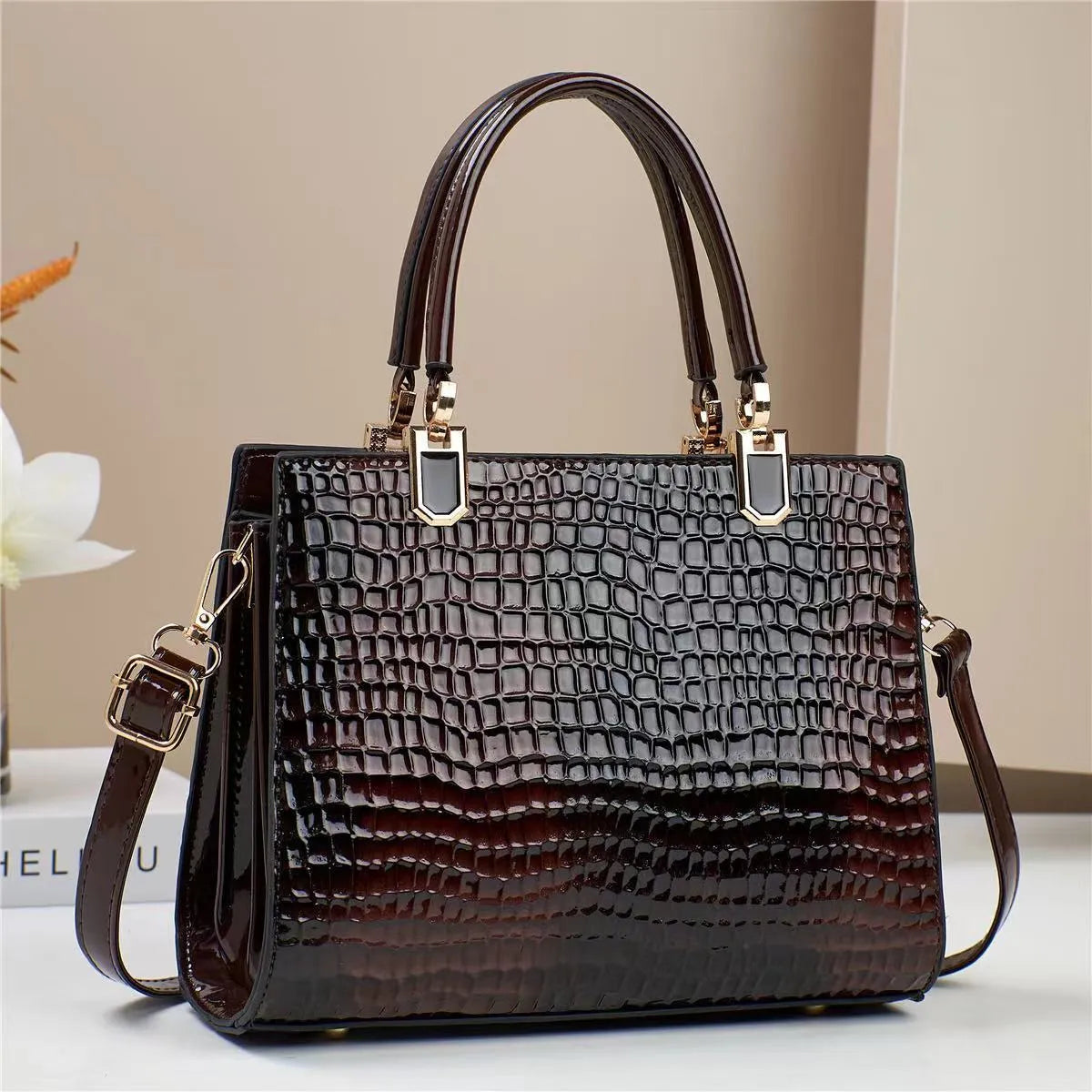 Women's large capacity one shoulder mom bag in soft PU leather with multiple internal compartments