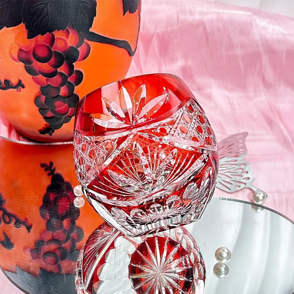 Crystal glass cup with carved pattern, cylindrical shape, 96x65mm, in red and violet colours