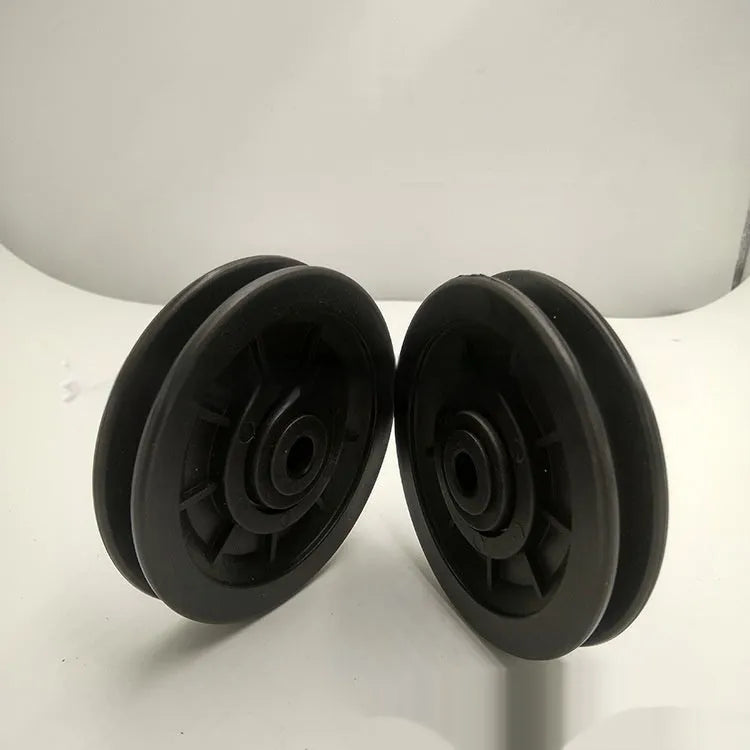 Single black plastic pulley 95mm diameter for fitness cable machine equipment