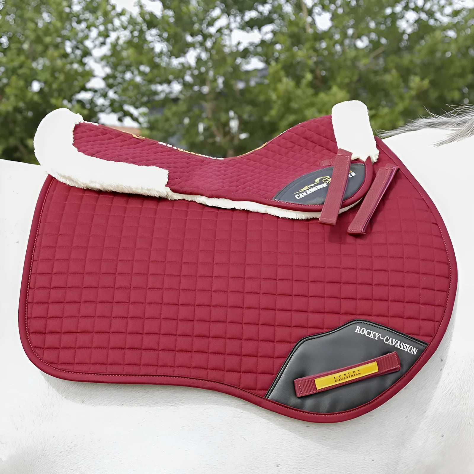 Riding saddle balance wool pad with memory foam core in black, navy, white, or wine red.
