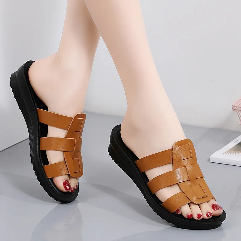 Women's flat bottom slippers in beige, black, and brown with viscose upper and non-slip PU sole