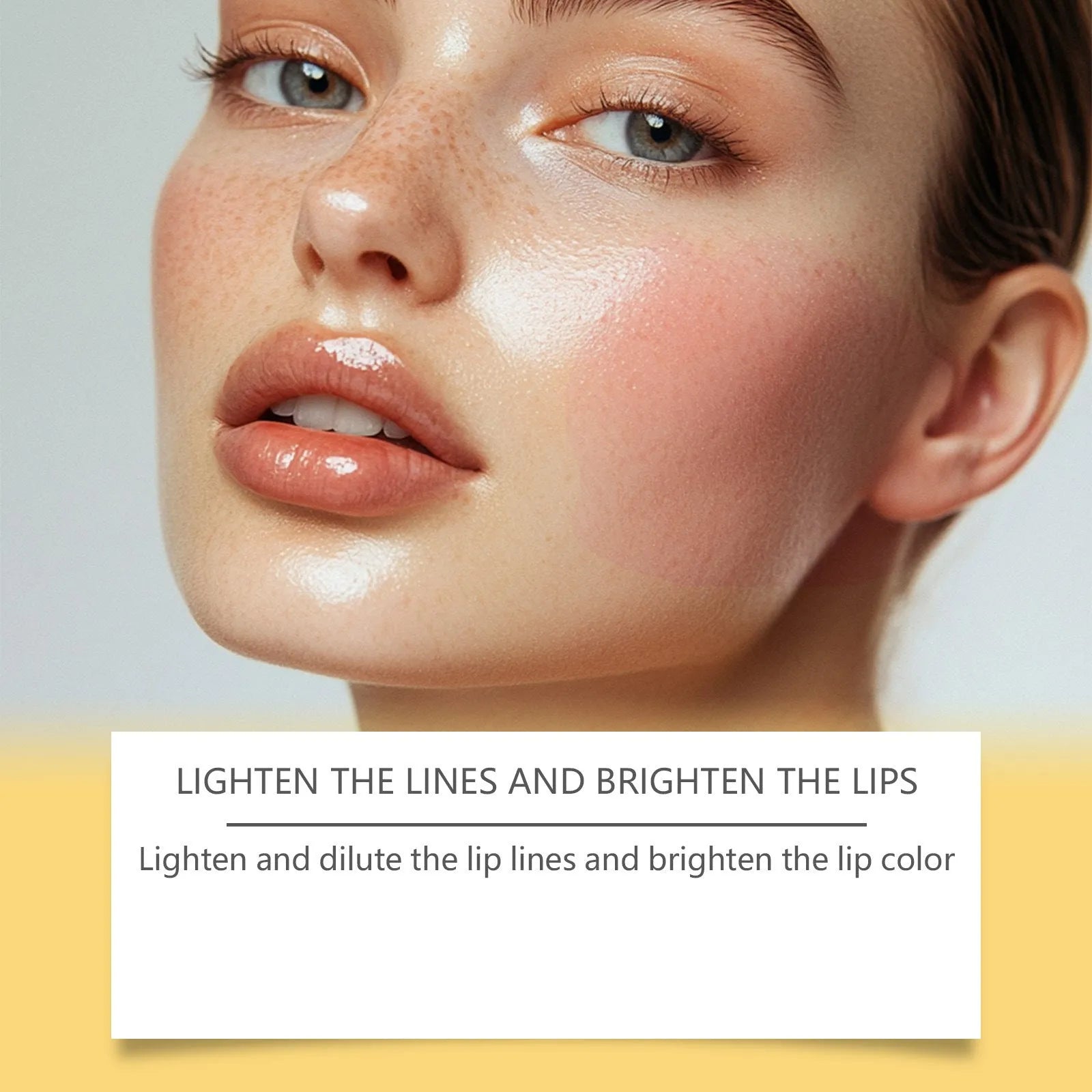 Gold foil nourishing lipstick in compact 2.6cm packaging with 3.5g content